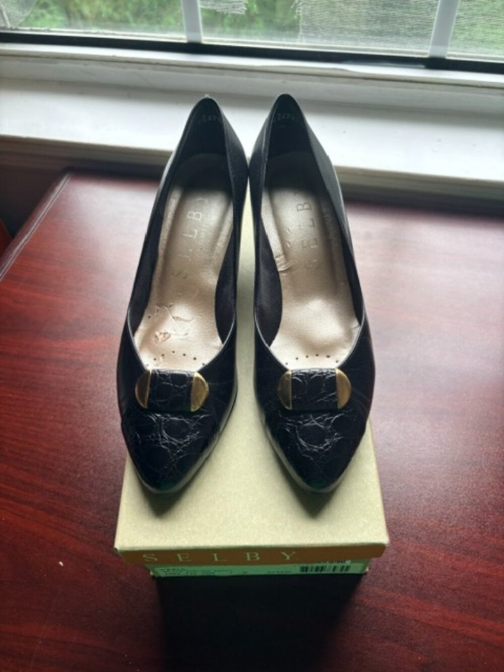 Selby “Vega” Black Kid Leather Pumps – Size 7B – Vintage Classic Heels